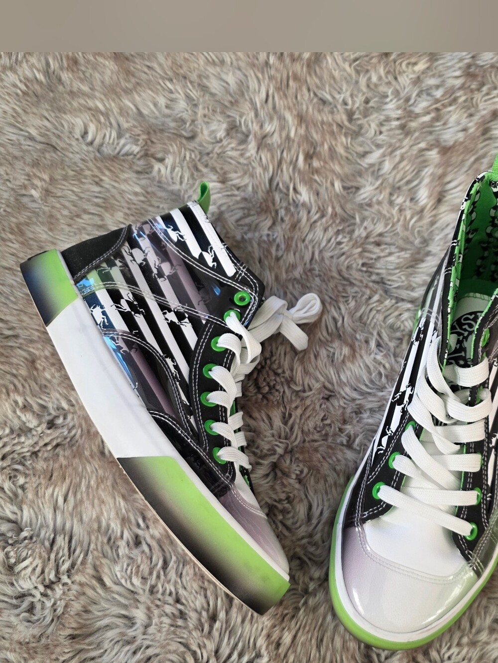 Ground Up Beetlejuice Glow In The Dark High Tops Women's Size 7.5